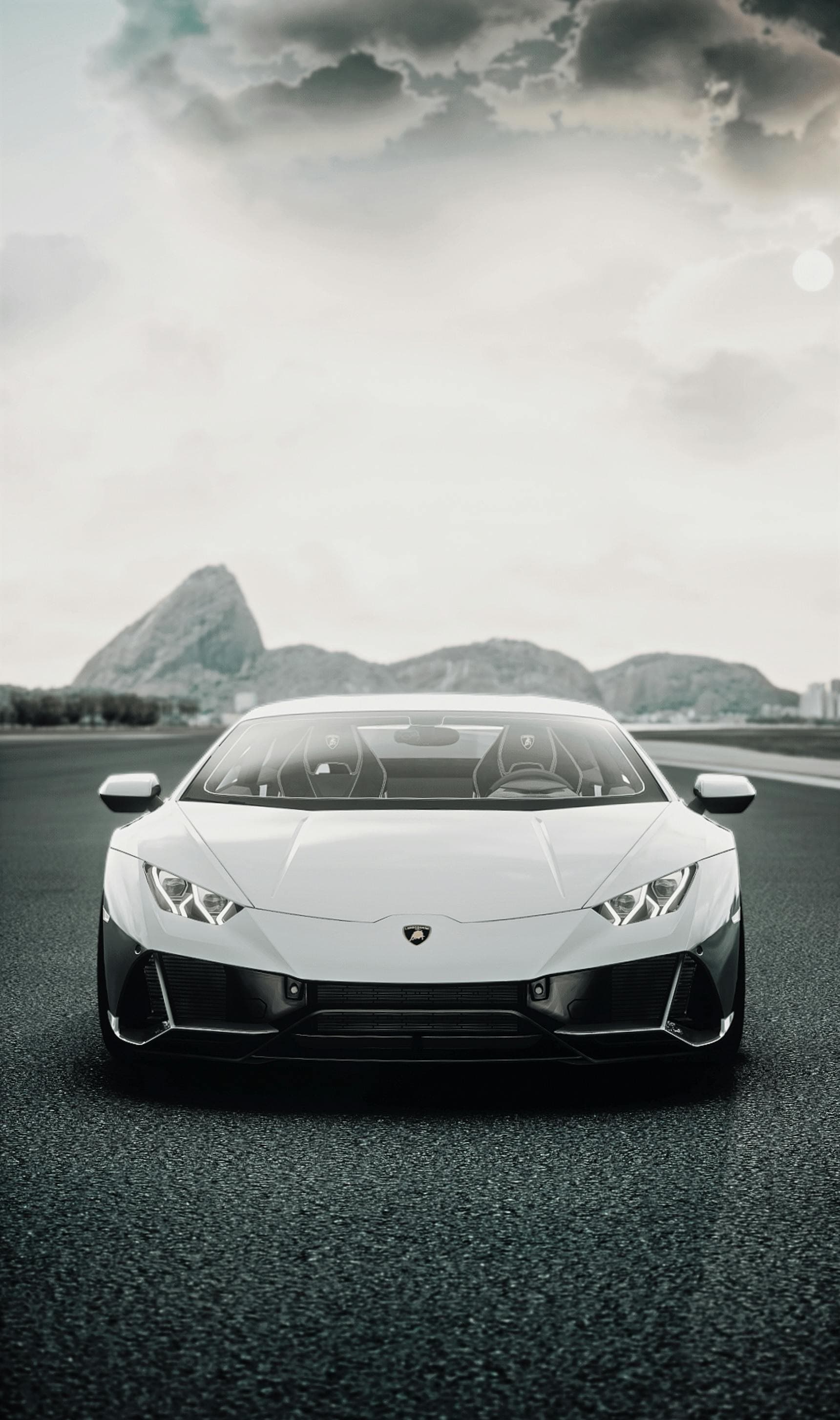 White Lamborghini Huracán Performante front view
